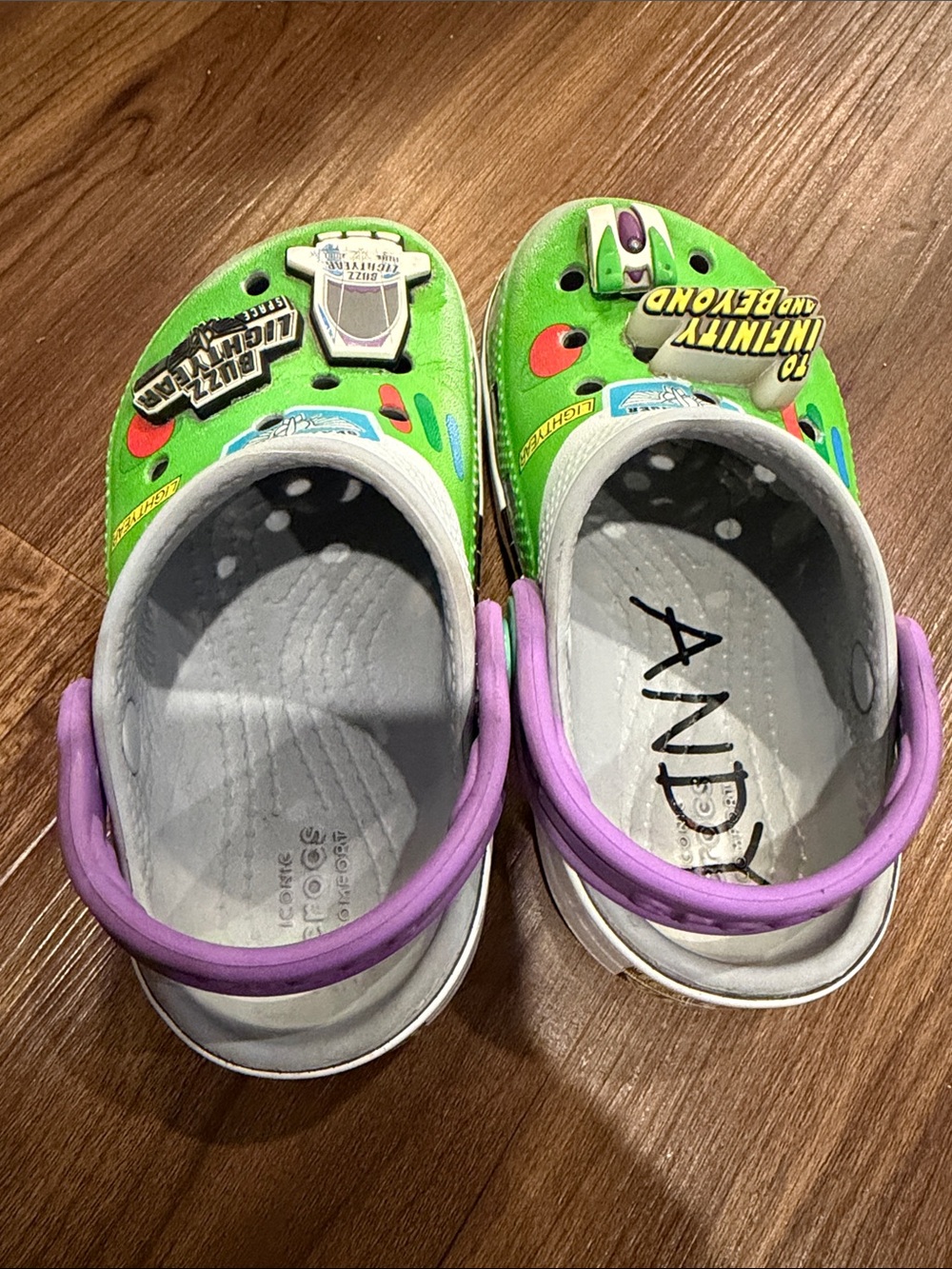 Toy Story Buzz Lightyear Kids Green CROCS - Size 8 Toddler - Picture 7 of 7